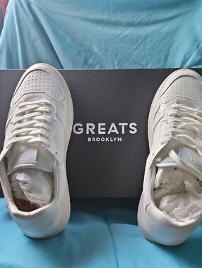 GREATS Womens Royale Leather Sneakers